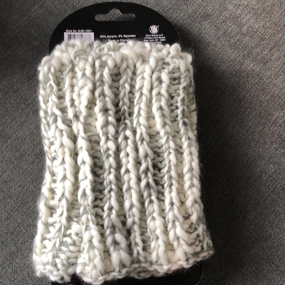 Cable knit chunky boot cuff gray and white - Picture 3 of 4